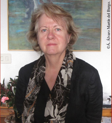 ÁNGELA MARTÍN DEL BURGO ÁNGELA MARTÍN DEL BURGO