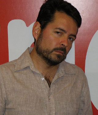 El péndulo familiar. Juan Patricio Lombera